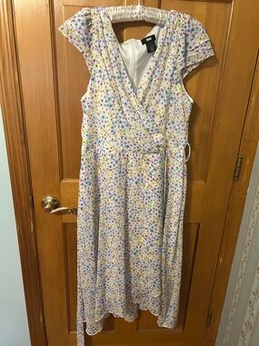DKNY White Wrap Dress with Multicolor Star Print Size 14